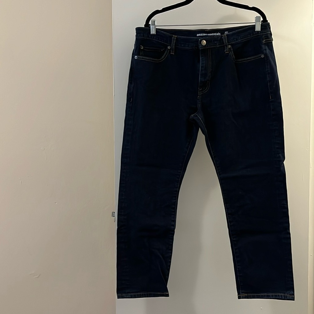 NWOT Amazon Essentials Men's Jeans size 36Wx28L Blue